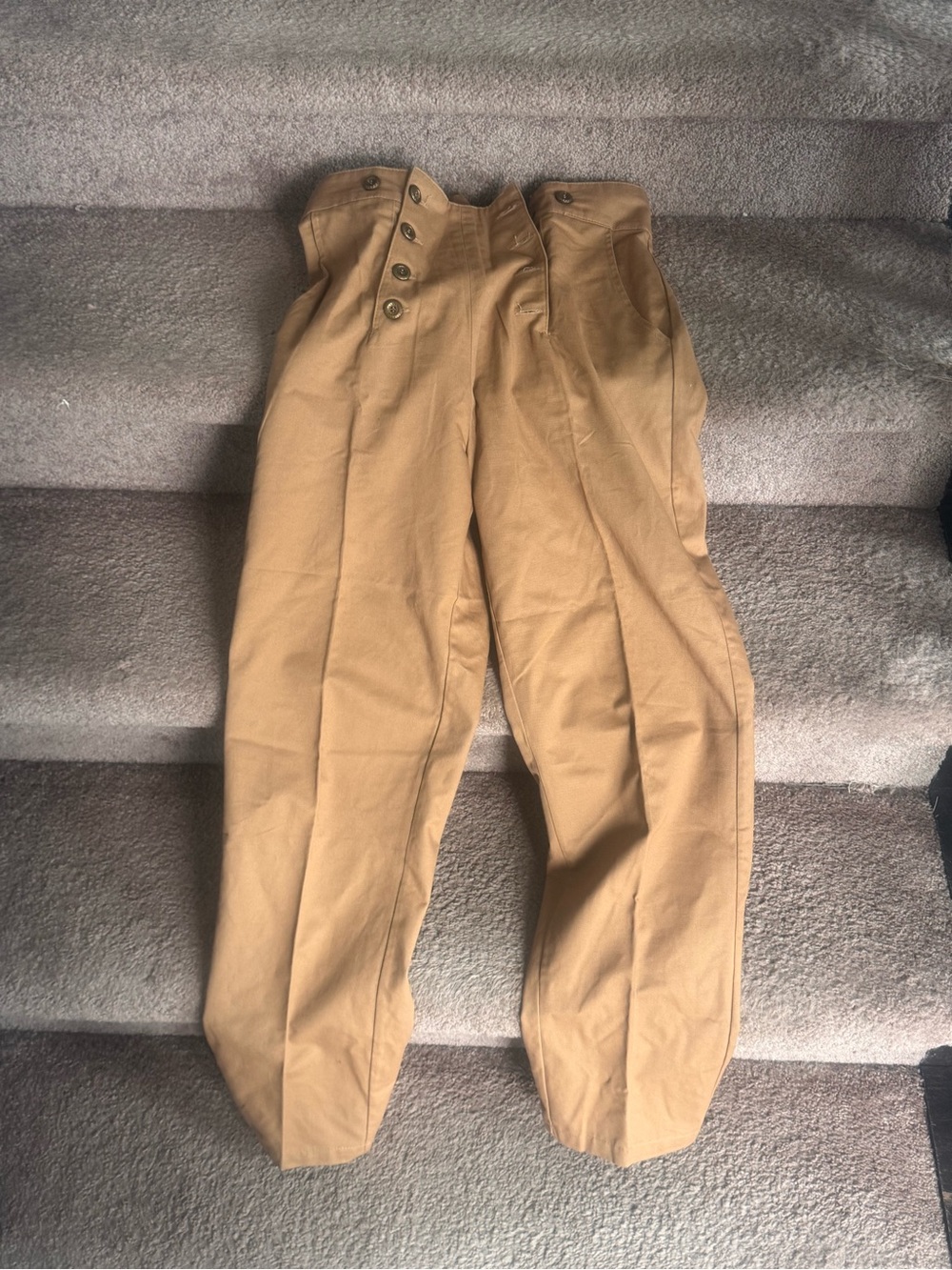 Men's High-Waist Button-Fly Chino Pants For Haloween Costume in Tan